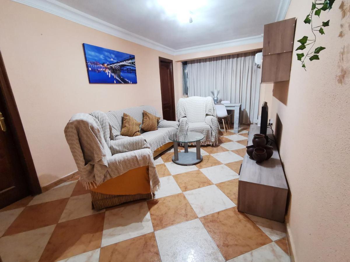 Апартаменти Sleepin Triana Севілья Екстер'єр фото